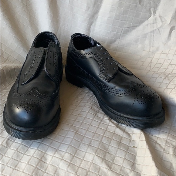 wingtip steel toe shoes